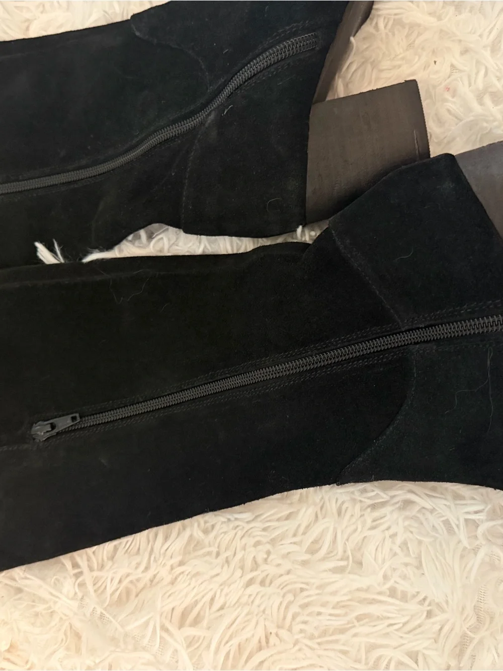 Coconuts by Matisse tall suede style